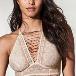 Victoria‘s Secret Halter Lace-up Bralette